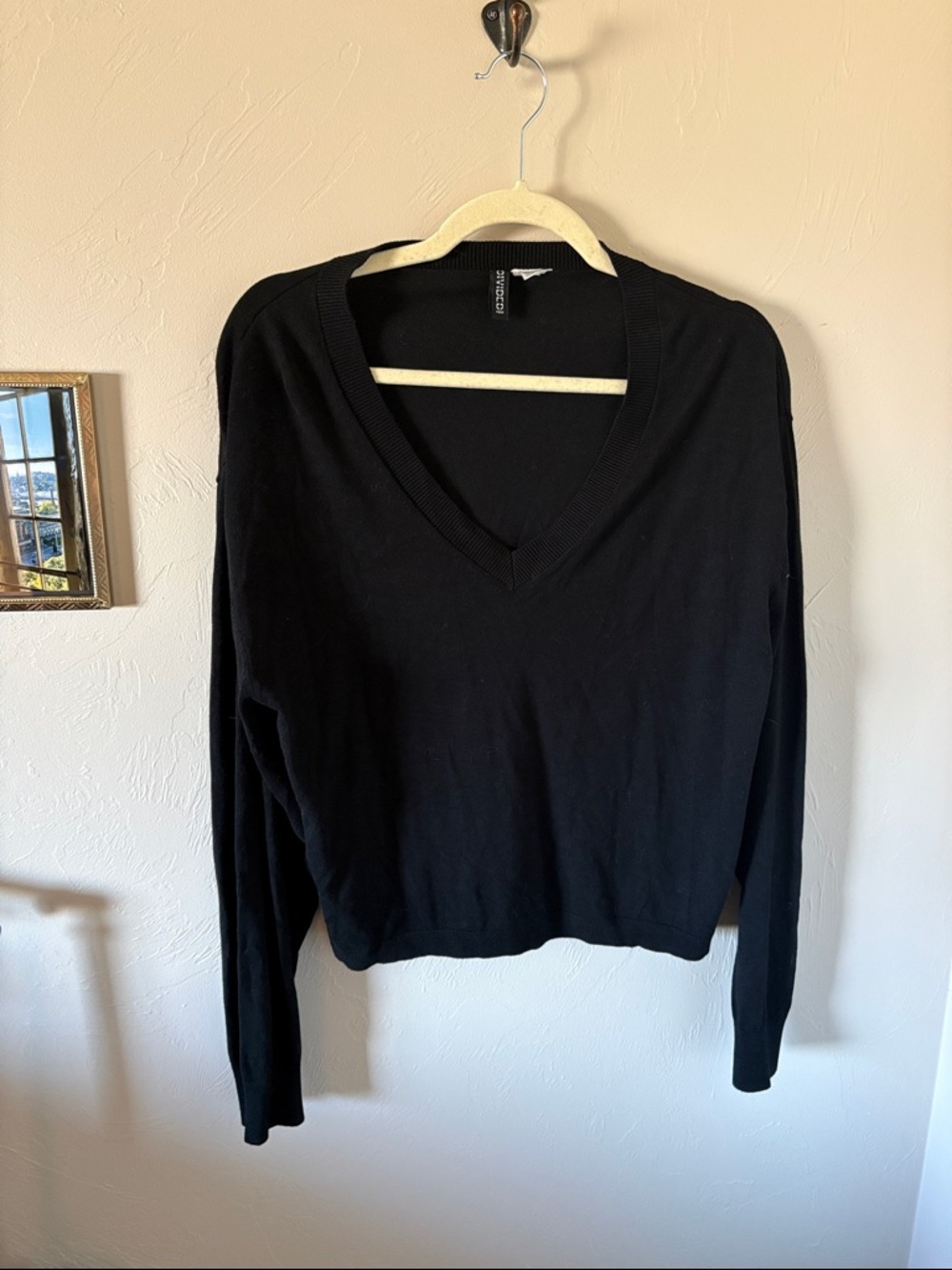 H&M Black V-Neck Women's Sweater